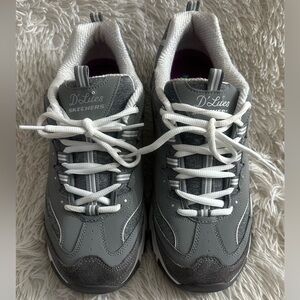 Skechers Women's Sport D'Lites ‘Me Time’ Lace-up Athletic Sneaker Size 11
